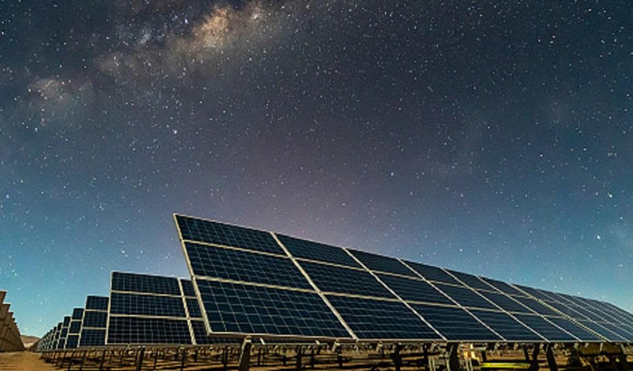 A Energia Solar Funciona a Noite